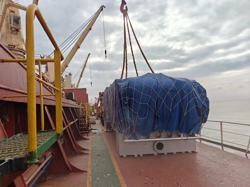 briechen bulk cargo Schëff